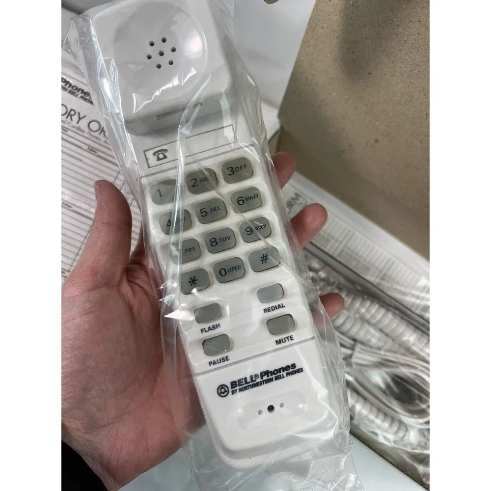 New VTG Northwestern Bell Roomate Trim Style Phone WHITE ILLUMINATED Keypad 1995